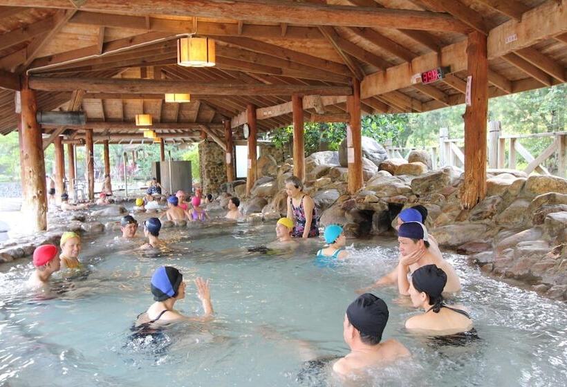 هتل Pei Kong Creek Resort