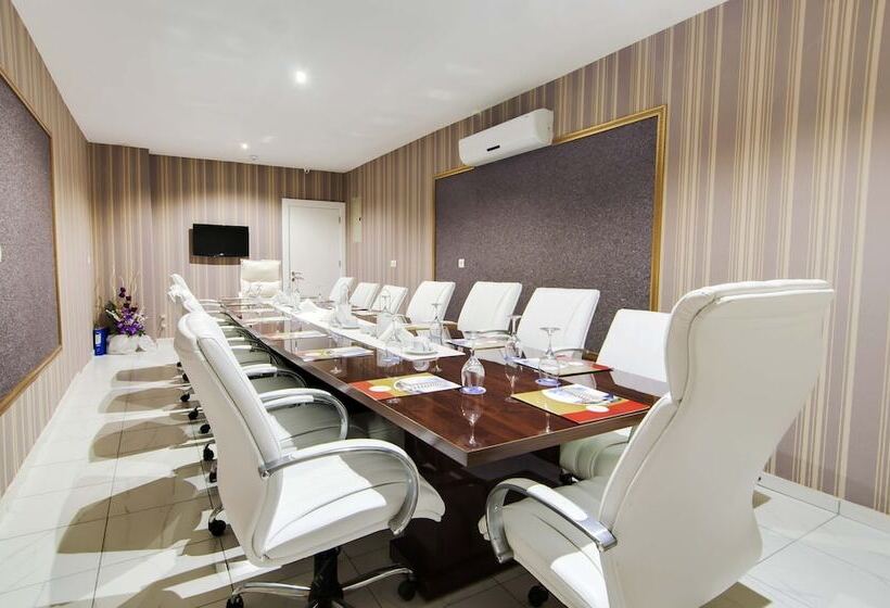 Swiss Inn Resort Hotel & Spa Ayas