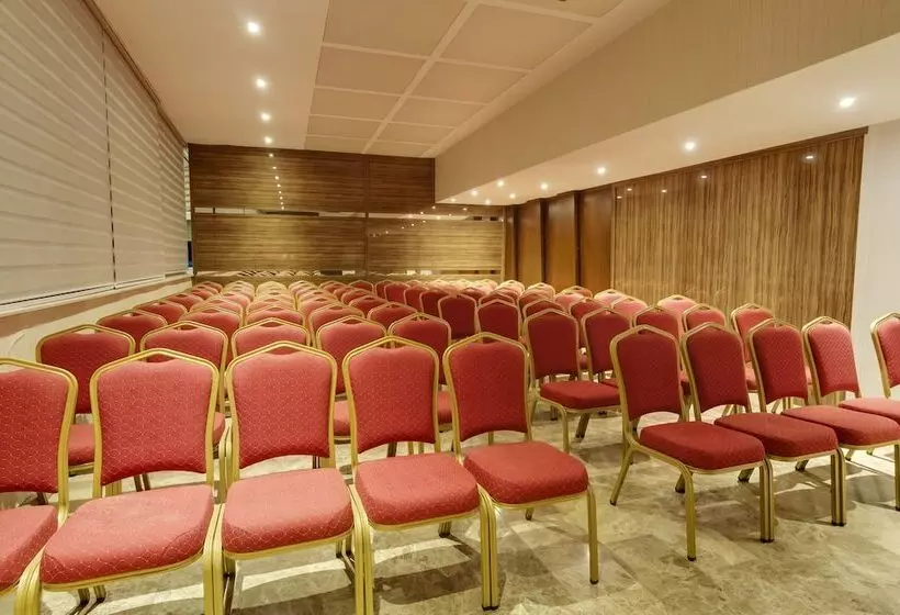 Swiss Inn Resort Hotel & Spa Ayas