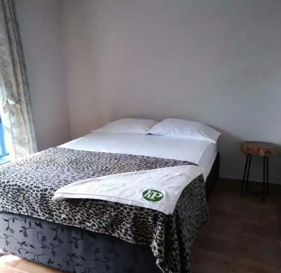 ユースホステル Finca Hotel Paraiso Guatapé El Peñol