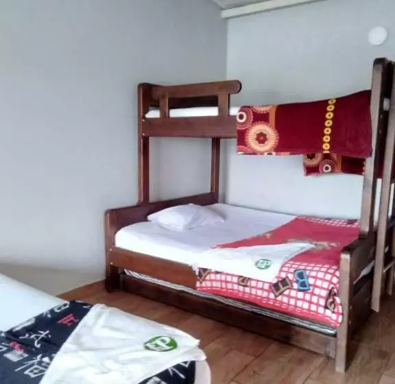 ユースホステル Finca Hotel Paraiso Guatapé El Peñol