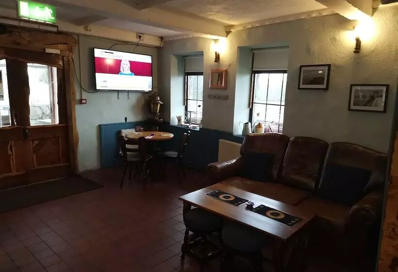 簡易ホテル Tir Na Nog Gastropub