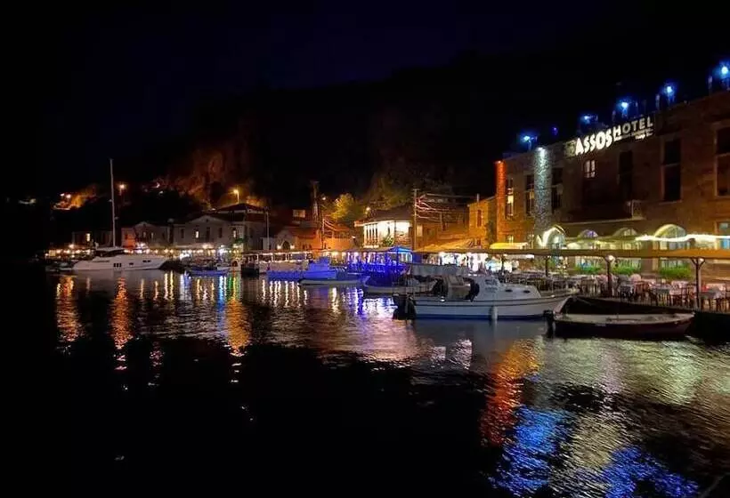 Hotelli Assos Bianca Suites