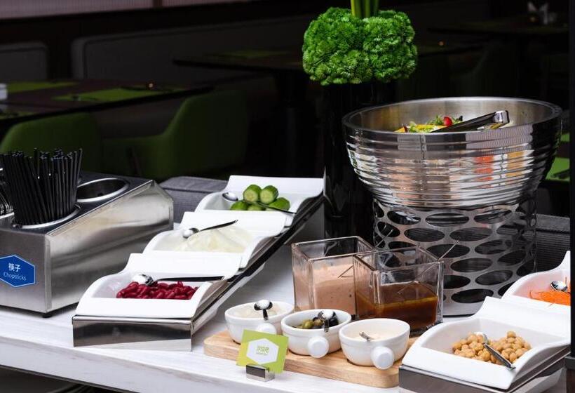 Отель Hampton By Hilton Hangzhou West Lake