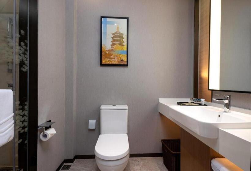 Отель Hampton By Hilton Hangzhou West Lake