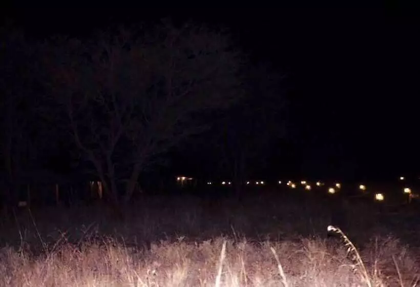 هتل Osinon Camps & Lodges