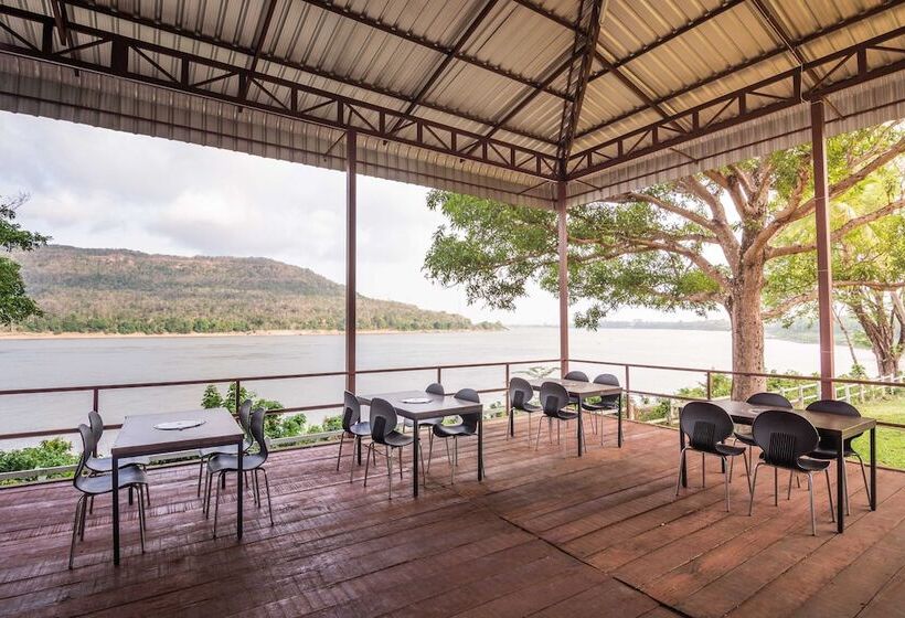 酒店 Pakse Golf Resort