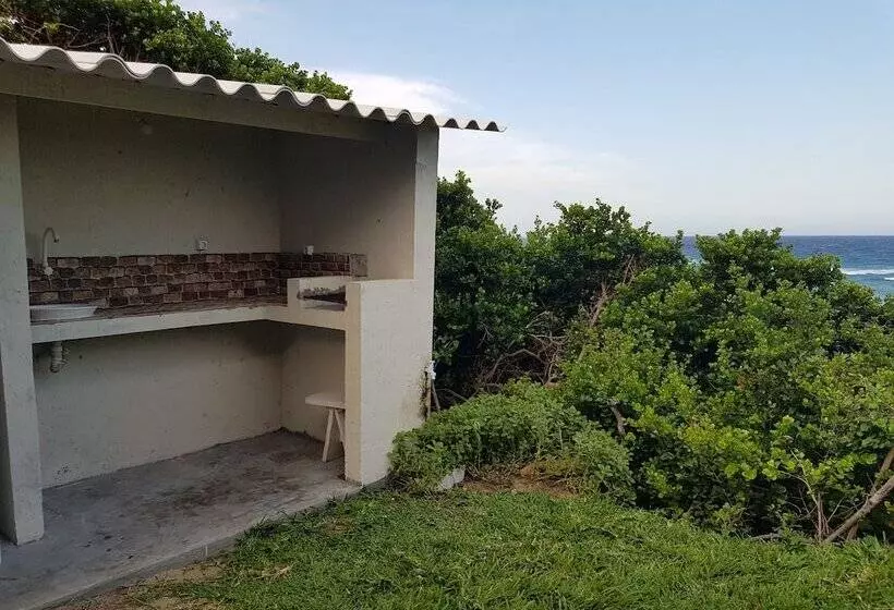 Hotelli The Blue Whale