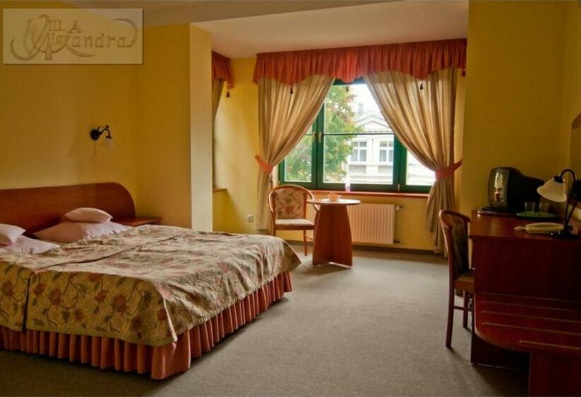 בית מלון כפרי Villa Alexandra