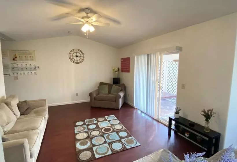 Retkeilymaja Whole Family   Wholestyl