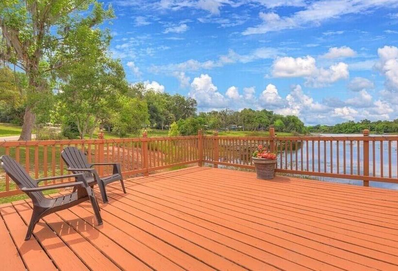 مبيت وإفطار Cabin On The Lake