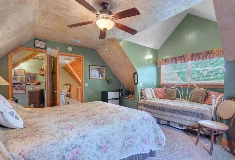 مبيت وإفطار Cabin On The Lake