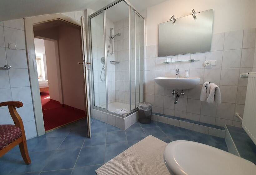 تختخواب و صبحانه Gästehaus Alpenkranz