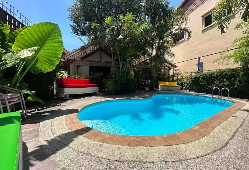 Aamiaismajoitus (B&B) Passion Nai Harn