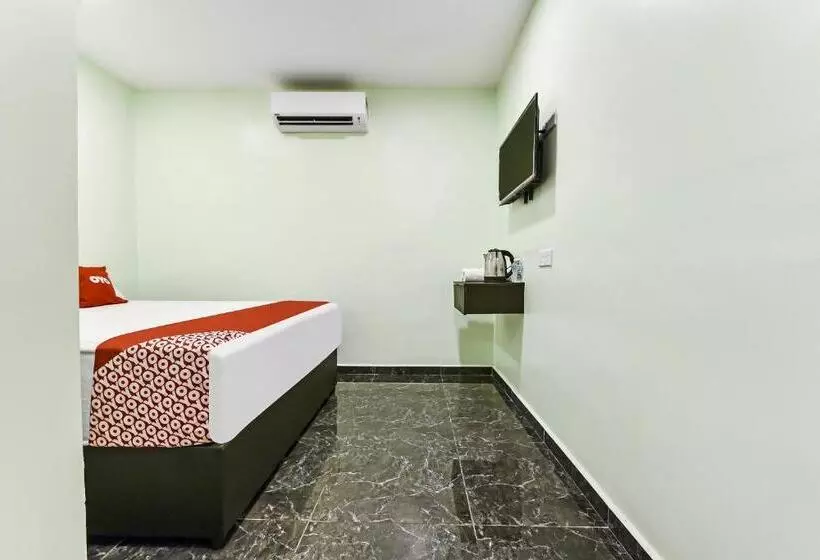 Hotelli Oyo 90445 Th