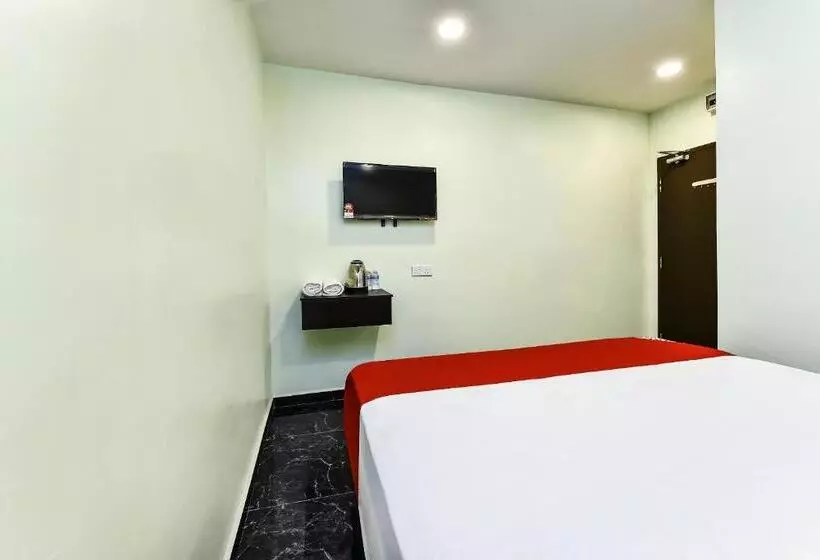 Hotelli Oyo 90445 Th