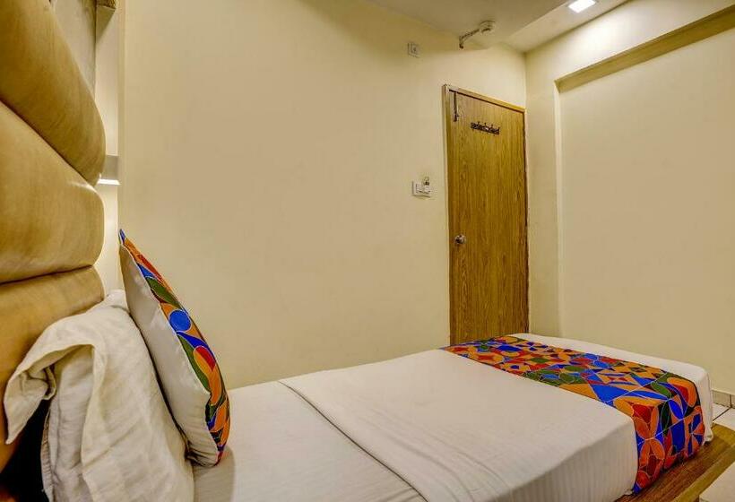 Fabhotel Silver Palace