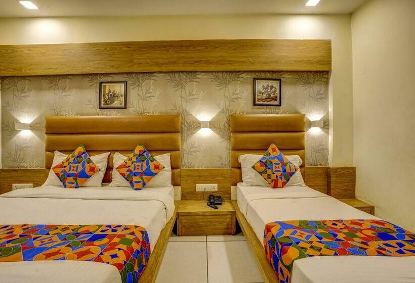 Fabhotel Silver Palace