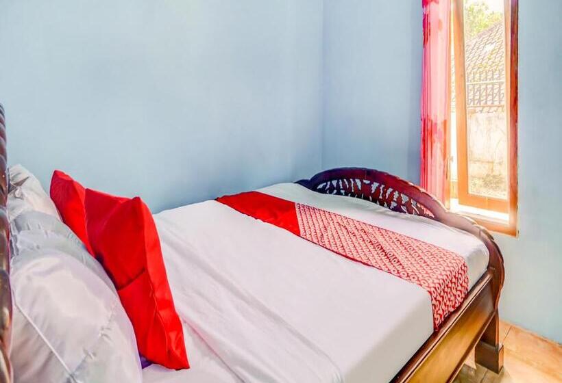 هتل Spot On 90879 Ara Predator Funpark