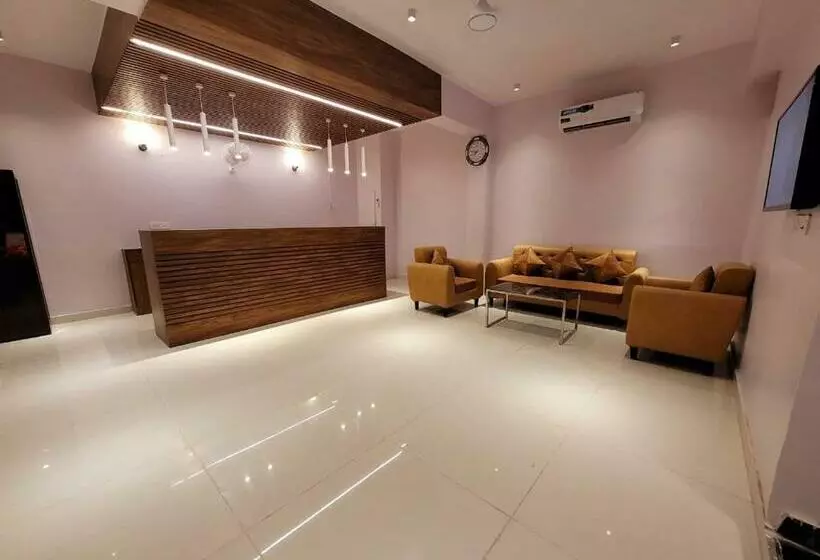 Stiltstay Hotel, Greater Noida