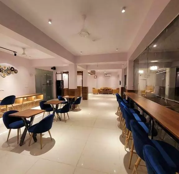 Stiltstay Hotel, Greater Noida