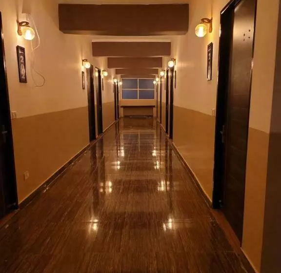 Stiltstay Hotel, Greater Noida