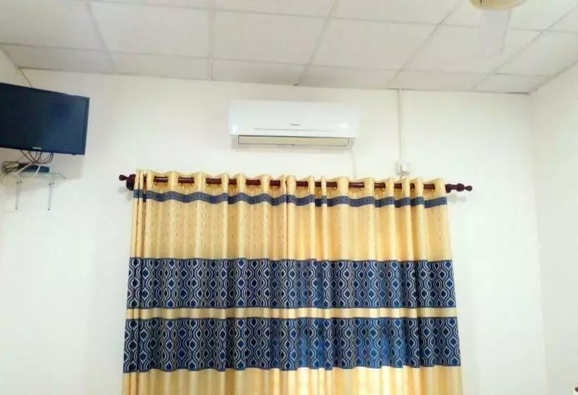 پانسیون Meegahapokuna Resort