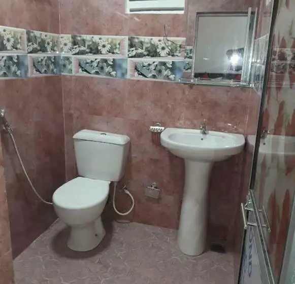 پانسیون Meegahapokuna Resort