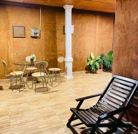 پانسیون Meegahapokuna Resort
