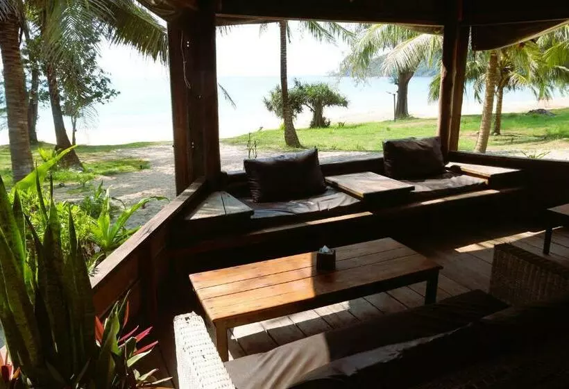 Lomakeskus Lazy Beach