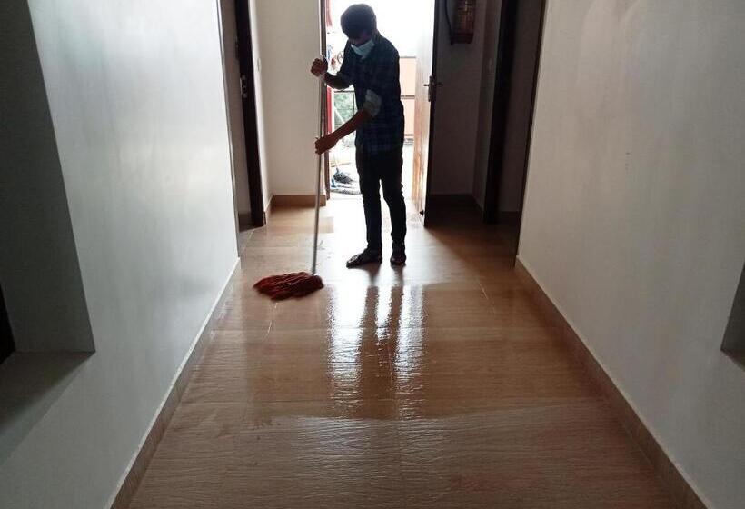 בית מלון כפרי Jb Residency