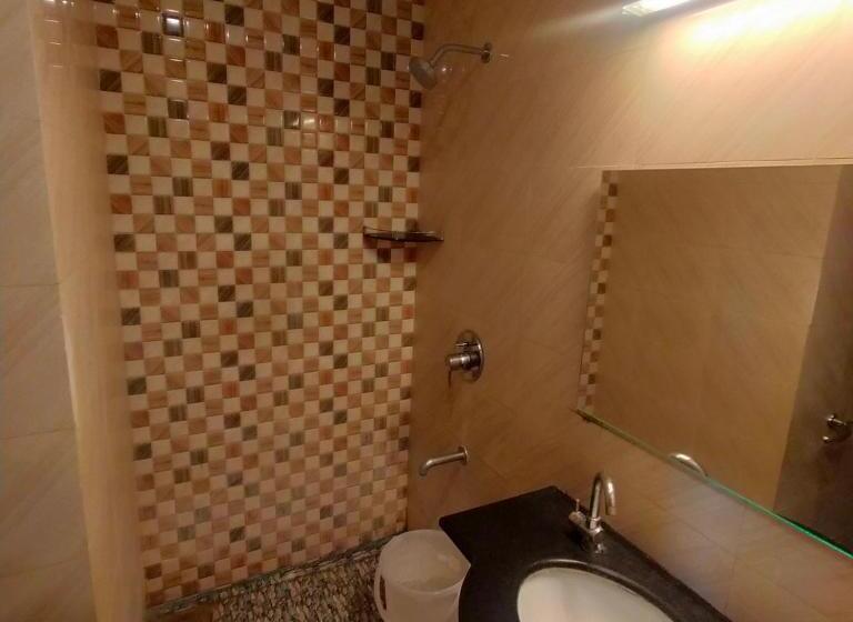 בית מלון כפרי Jb Residency