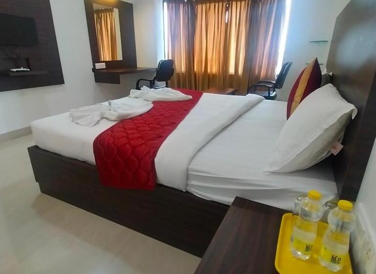 בית מלון כפרי Jb Residency