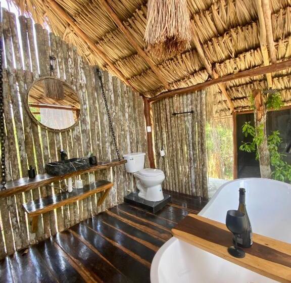 فندق Nuscaa Boutique Tree House & Spa