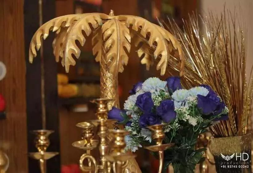 ホテル Ratna Vilas Palace