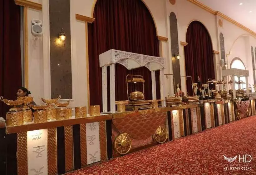 ホテル Ratna Vilas Palace