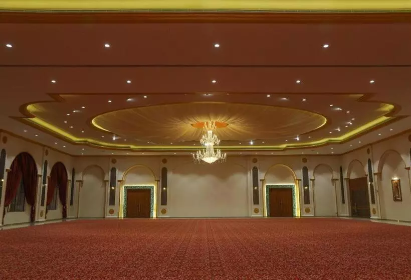 ホテル Ratna Vilas Palace