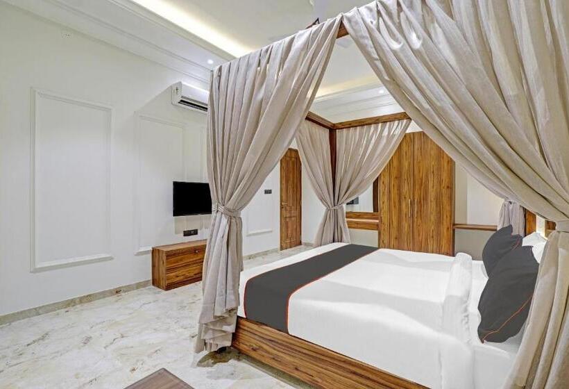 בית מלון כפרי Ratna Vilas Palace