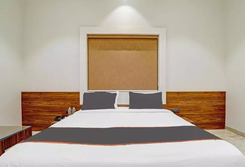 ホテル Ratna Vilas Palace