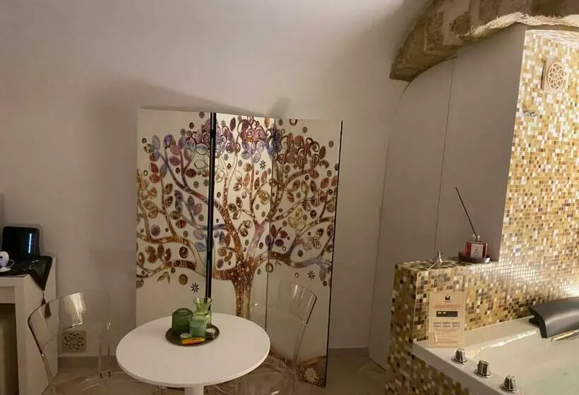 تختخواب و صبحانه Number 12 Bari