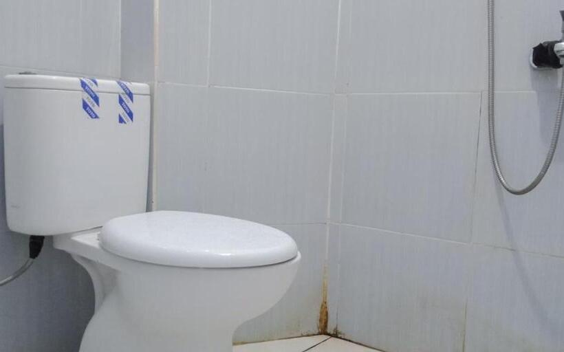 酒店 Citra Green House Syariah Near Universitas Tulungagung