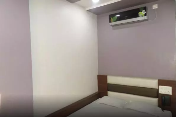 ホテル Sanket Regency, Miraj