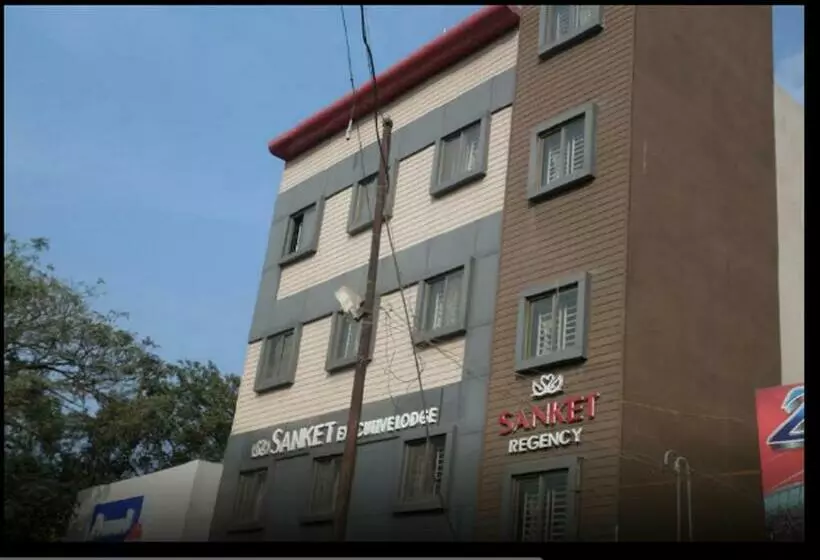 ホテル Sanket Regency, Miraj