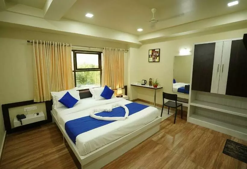 ホテル Silver Cloud