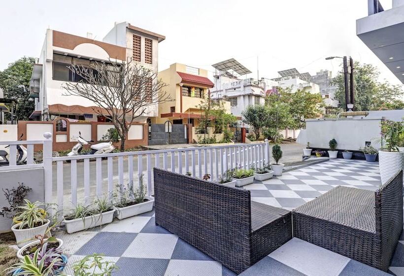 ホテル Treebo Finesta Suites, Nagpur Airport