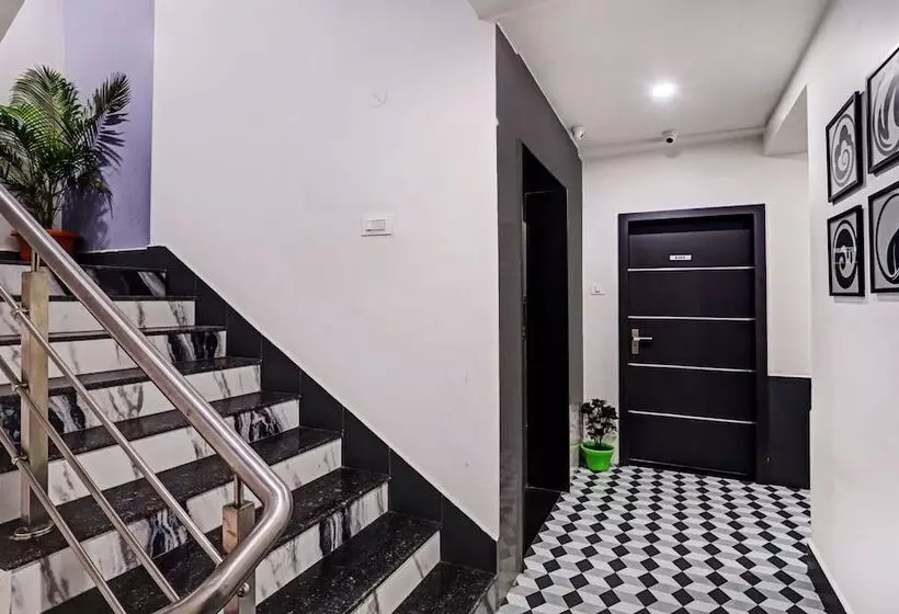 هتل Treebo Finesta Suites, Nagpur Airport