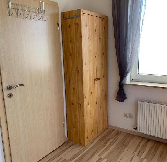 פנסיון Apartment 22