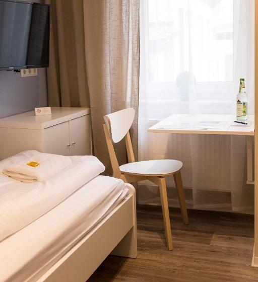 Pensió Guesthouse Köhn51, Zentral Gelegene, Stilvoll Eingerichtete Zimmer Mit Eigener Teeküche