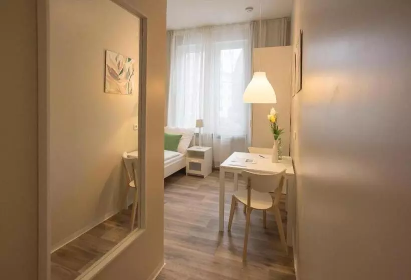 پانسیون Guesthouse Köhn51, Zentral Gelegene, Stilvoll Eingerichtete Zimmer Mit Eigener Teeküche
