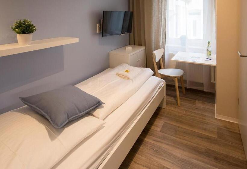 Pensió Guesthouse Köhn51, Zentral Gelegene, Stilvoll Eingerichtete Zimmer Mit Eigener Teeküche